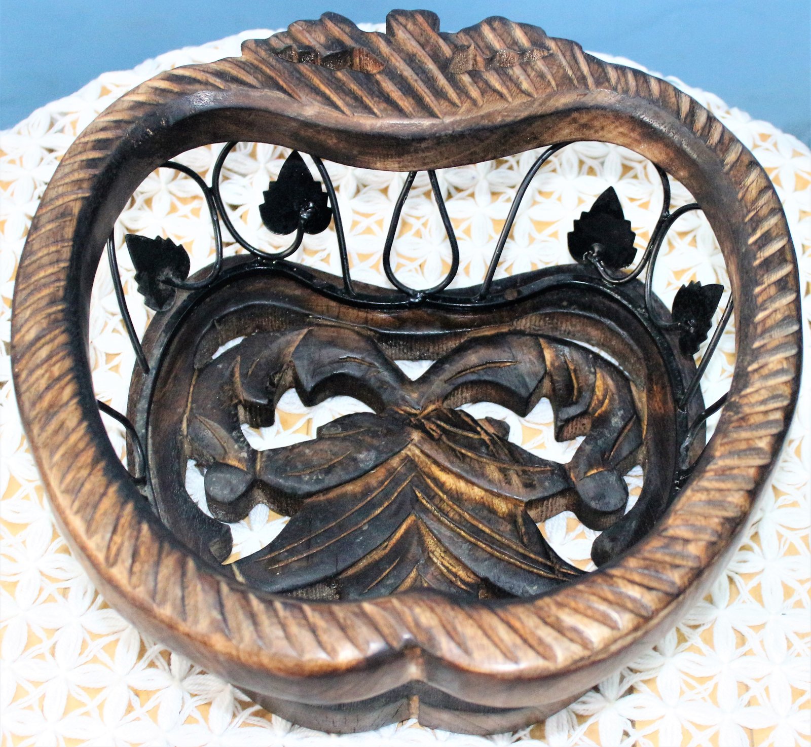 Apple shape fruit basket