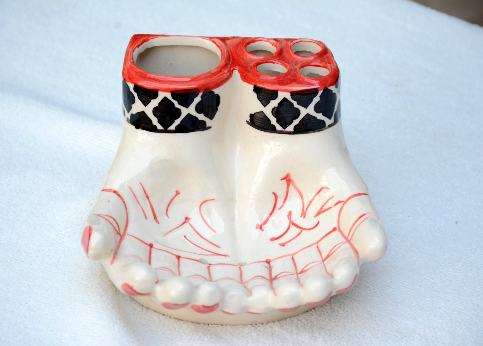 High Five Toothbrush Stand